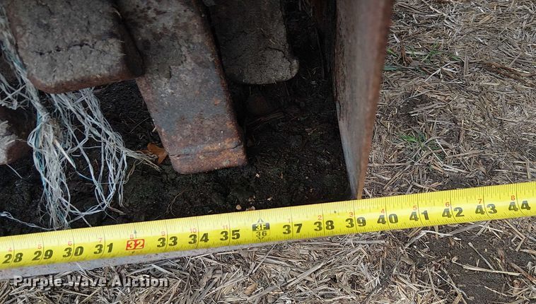 image for item FK0704 Knight ProTwin Slinger 8018 manure spreader