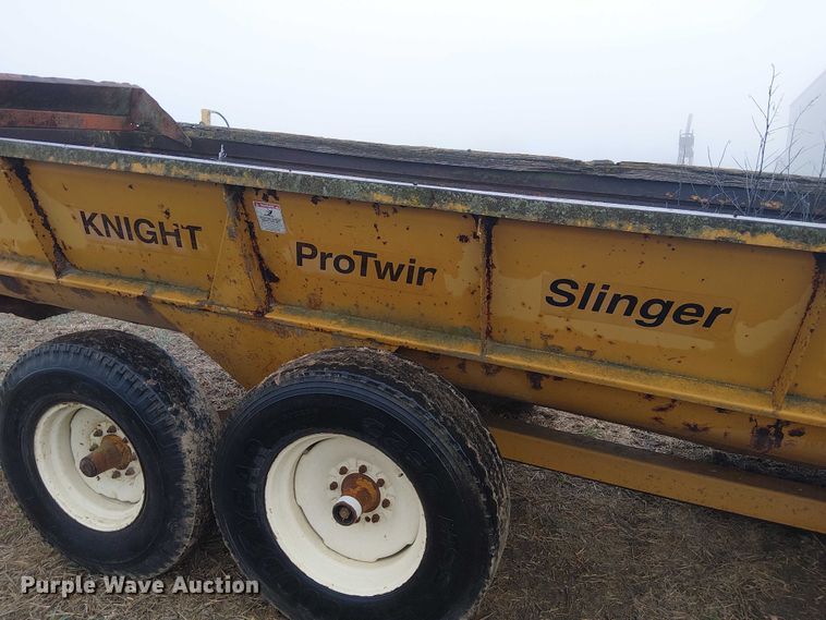 image for item FK0704 Knight ProTwin Slinger 8018 manure spreader