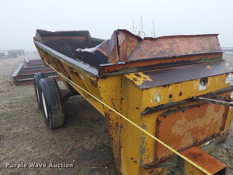 image for item FK0704 Knight ProTwin Slinger 8018 manure spreader