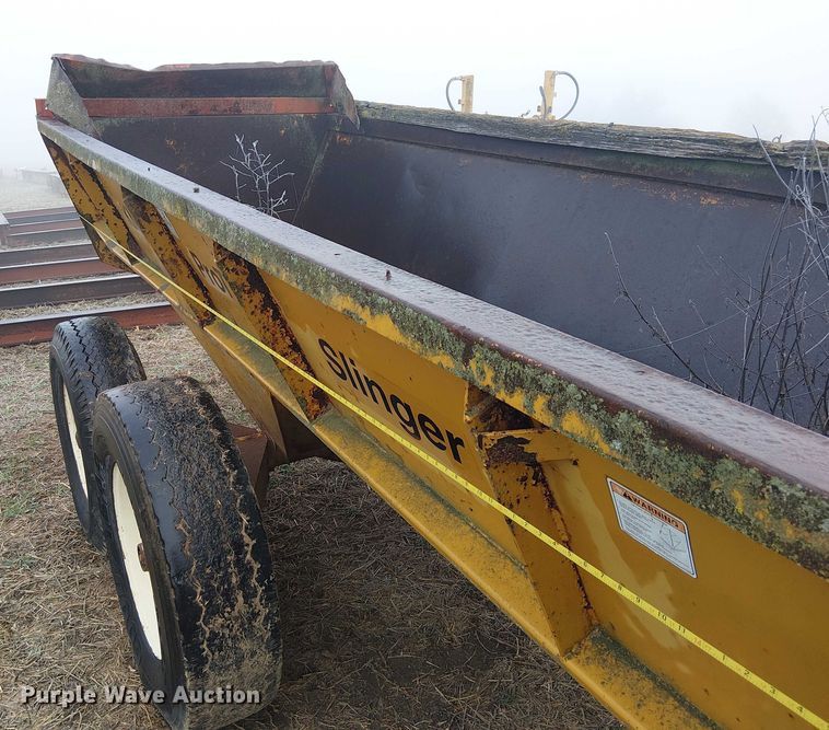 image for item FK0704 Knight ProTwin Slinger 8018 manure spreader