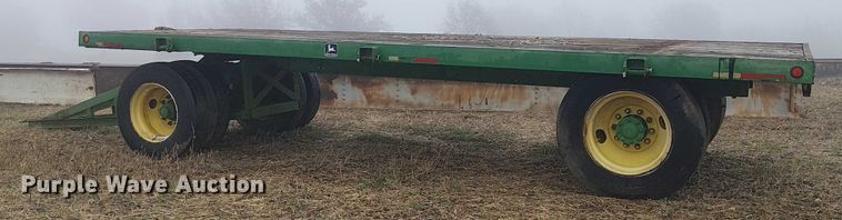 image for item FK0709 John Deere hay wagon