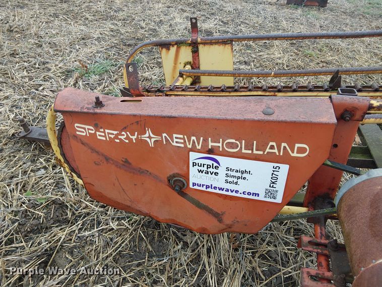 image for item FK0715 Sperry New Holland 132 square bale elevator 