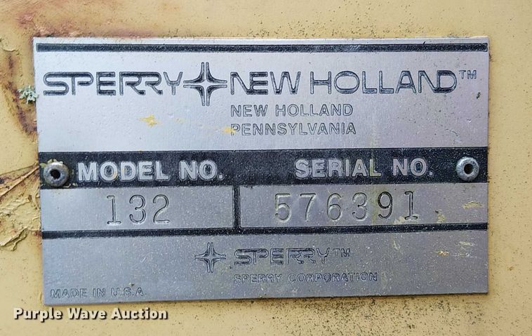 image for item FK0715 Sperry New Holland 132 square bale elevator 
