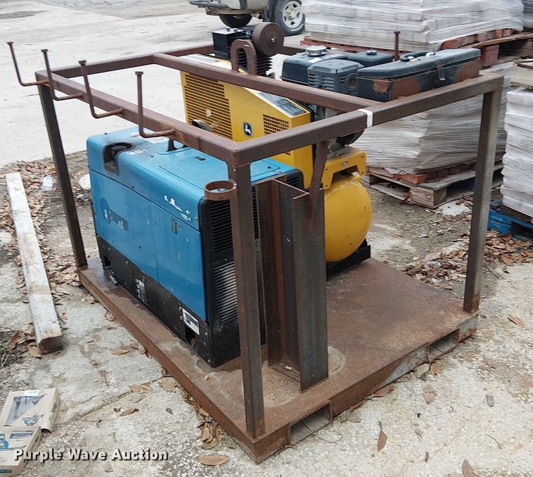 image for item FK0795 Miller Trailblazer 302 welder/generator