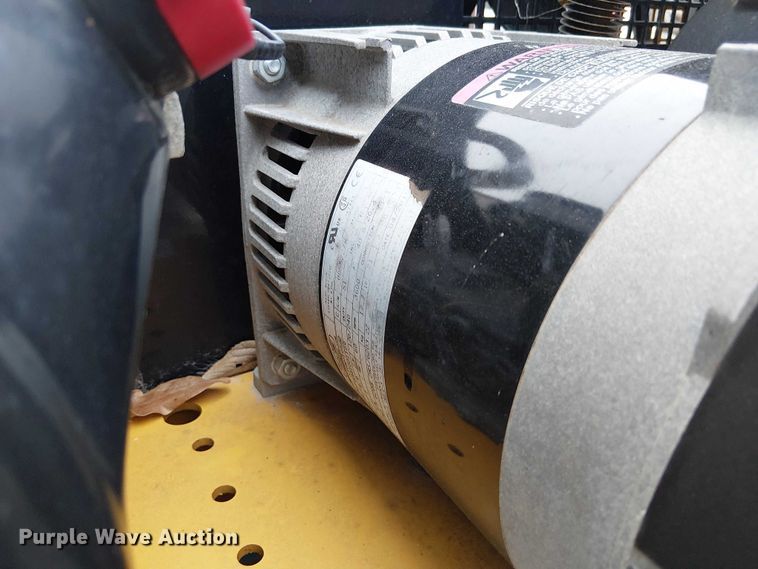 image for item FK0795 Miller Trailblazer 302 welder/generator