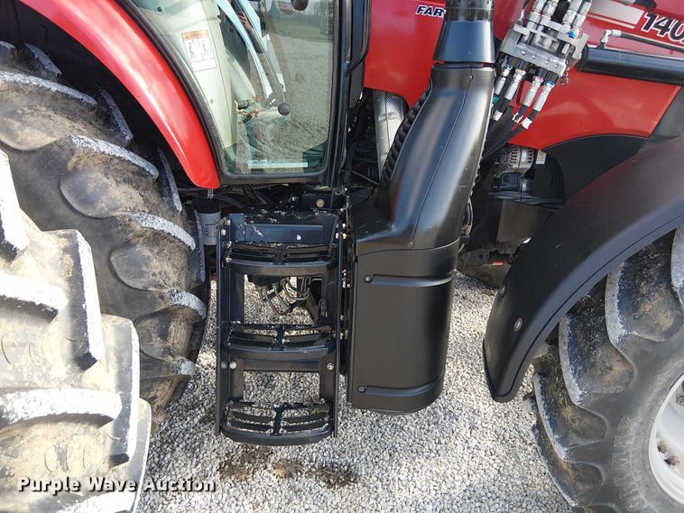 image for item FK0856 2015 Case IH Farmall 140A MFWD tractor