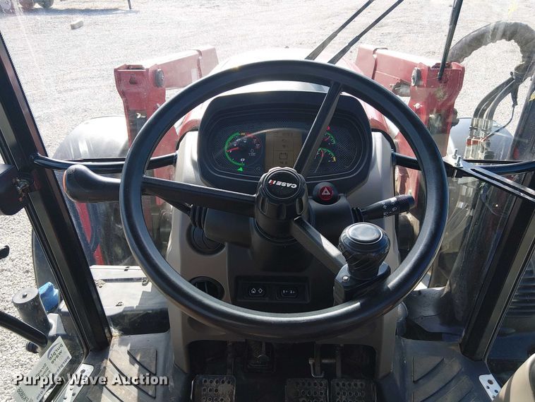 image for item FK0856 2015 Case IH Farmall 140A MFWD tractor