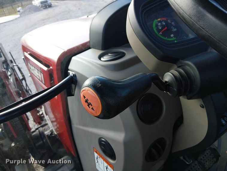 image for item FK0856 2015 Case IH Farmall 140A MFWD tractor