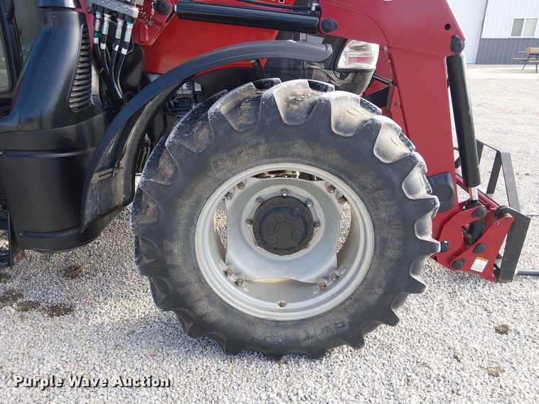 image for item FK0856 2015 Case IH Farmall 140A MFWD tractor