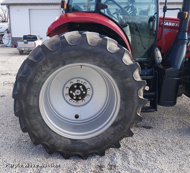 image for item FK0856 2015 Case IH Farmall 140A MFWD tractor