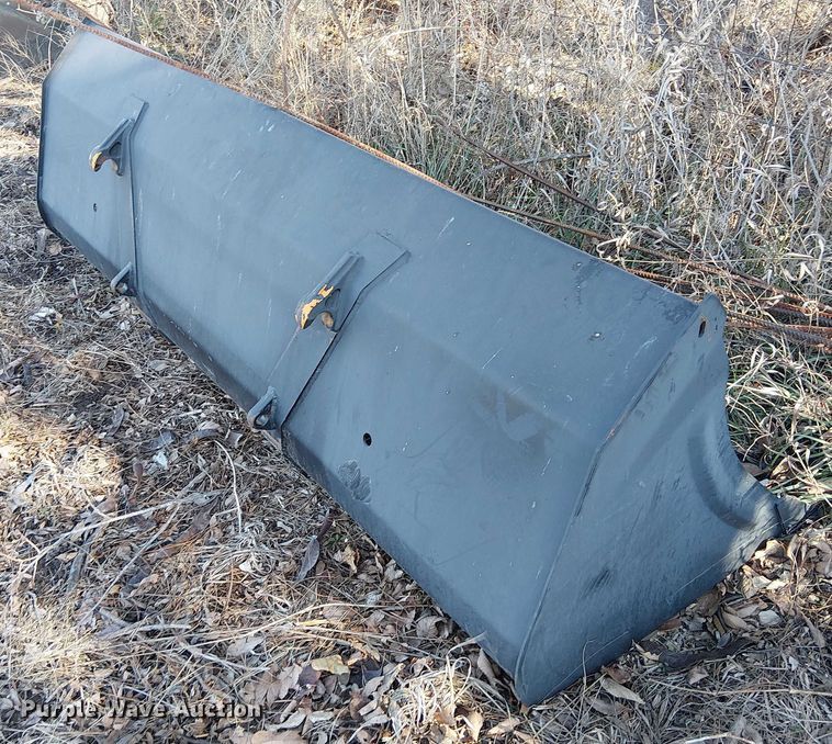 image for item FK0856 2015 Case IH Farmall 140A MFWD tractor