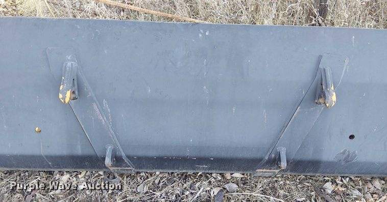 image for item FK0856 2015 Case IH Farmall 140A MFWD tractor