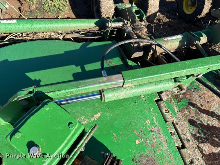 image for item HI9352 2014 John Deere rotary mower