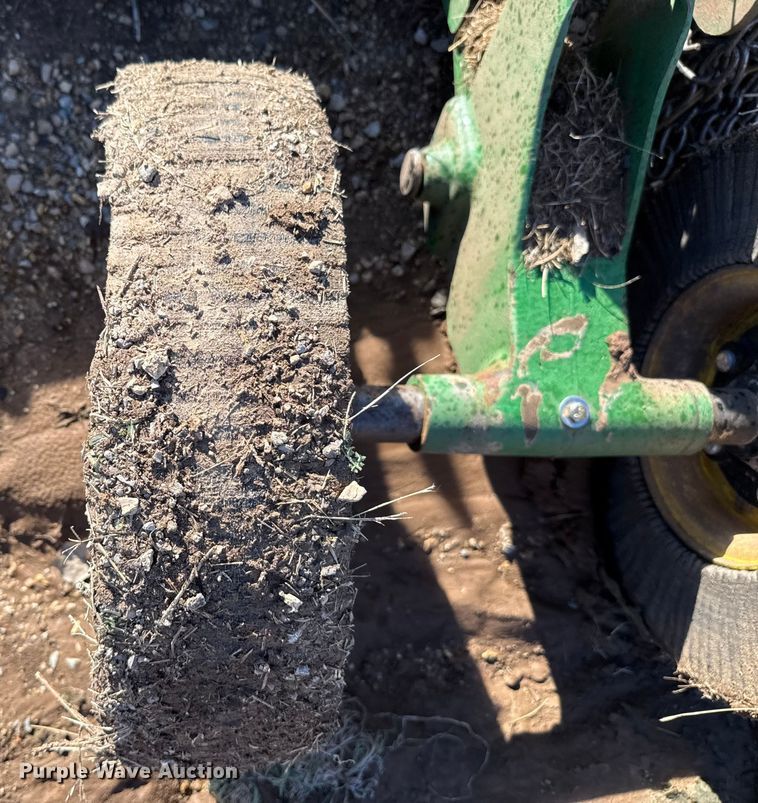 image for item HI9352 2014 John Deere rotary mower