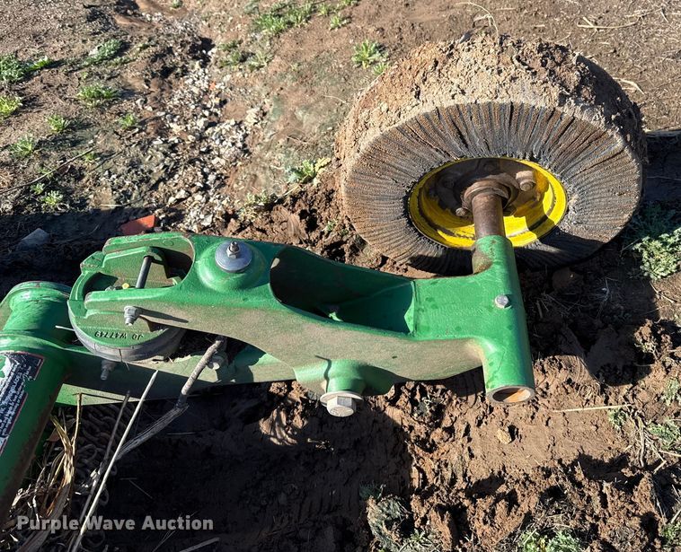 image for item HI9352 2014 John Deere rotary mower