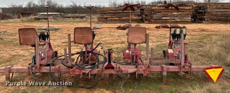 image for item HI9392 Lannen RT2 transplanter