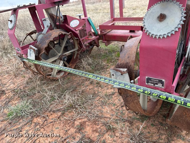 image for item HI9392 Lannen RT2 transplanter