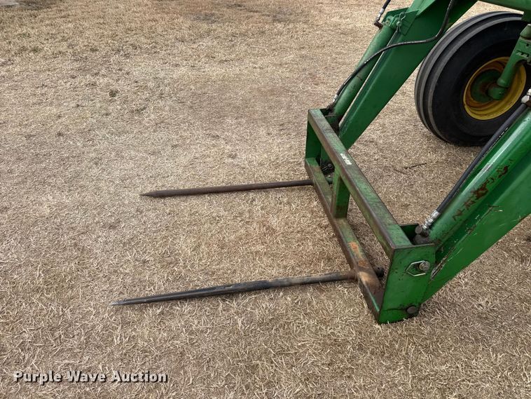 image for item NA9913 1986 John Deere 4450 tractor