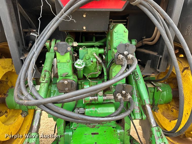 image for item NA9913 1986 John Deere 4450 tractor