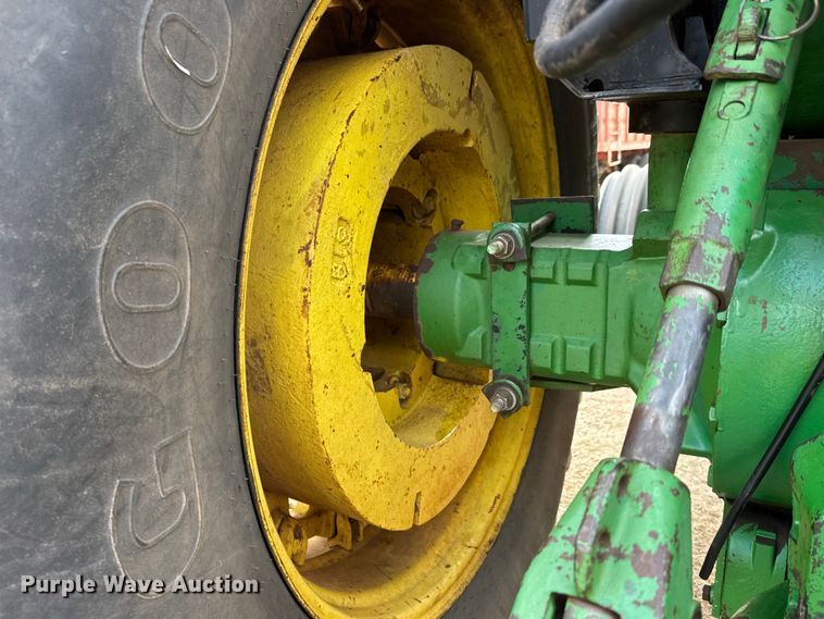 image for item NA9913 1986 John Deere 4450 tractor