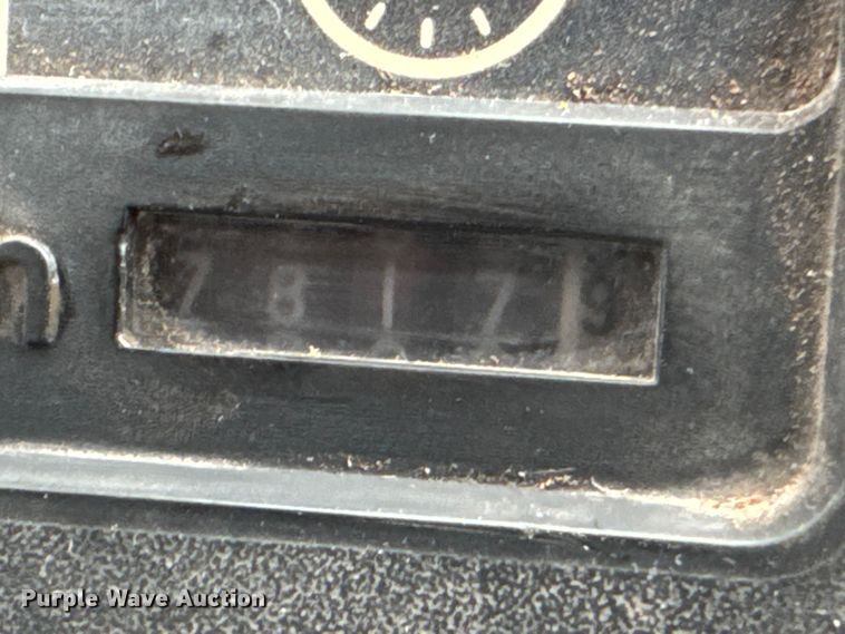 image for item NA9913 1986 John Deere 4450 tractor