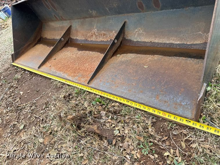 image for item NA9913 1986 John Deere 4450 tractor