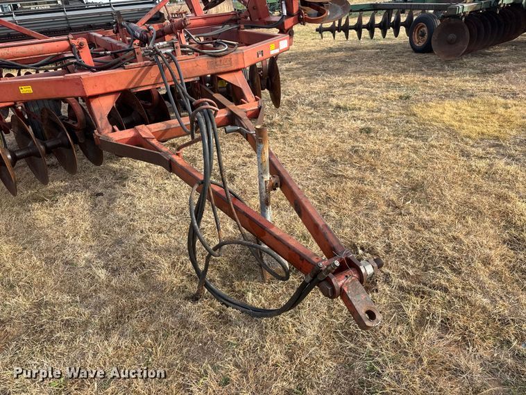 image for item NA9918 Sunflower 1232-24 double off-set disk