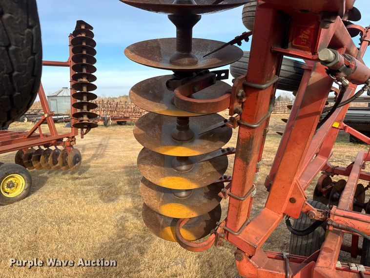 image for item NA9918 Sunflower 1232-24 double off-set disk