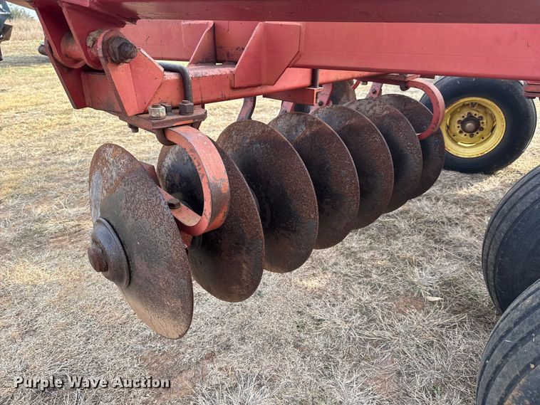 image for item NA9918 Sunflower 1232-24 double off-set disk