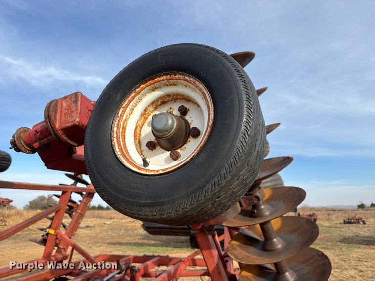 image for item NA9918 Sunflower 1232-24 double off-set disk