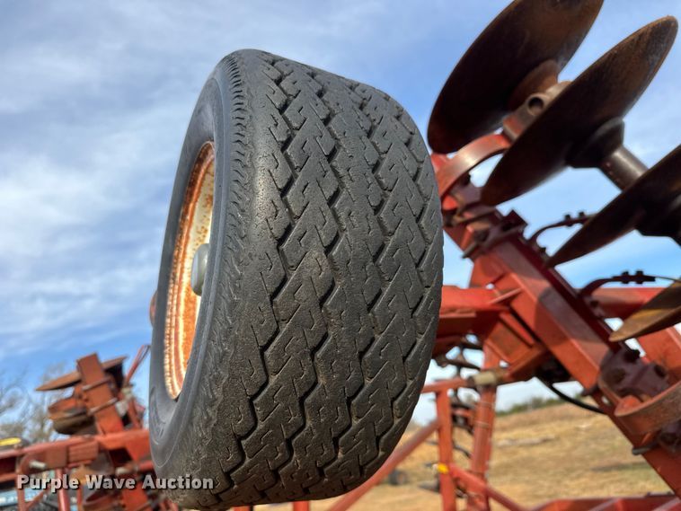 image for item NA9918 Sunflower 1232-24 double off-set disk