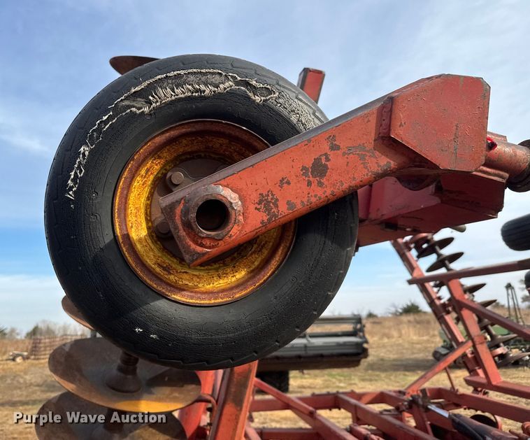 image for item NA9918 Sunflower 1232-24 double off-set disk