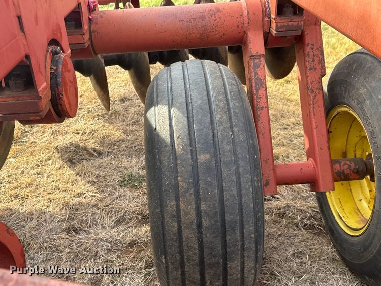 image for item NA9918 Sunflower 1232-24 double off-set disk