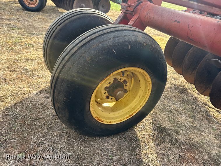 image for item NA9918 Sunflower 1232-24 double off-set disk