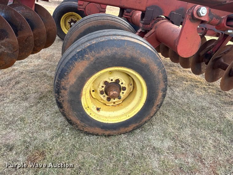 image for item NA9919 Sunflower 1231-27 double off-set disk