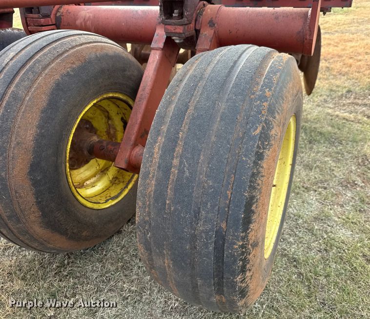 image for item NA9919 Sunflower 1231-27 double off-set disk