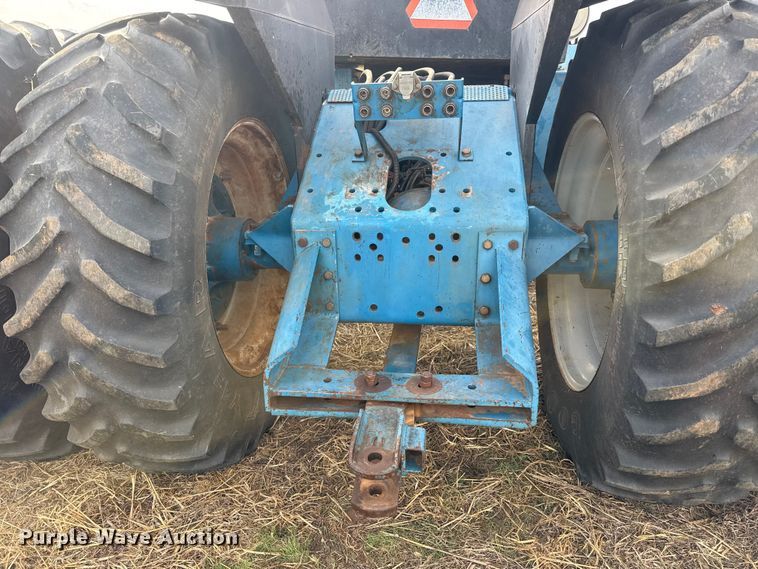 image for item NA9921 1993 Ford 946 Versatile 4WD tractor