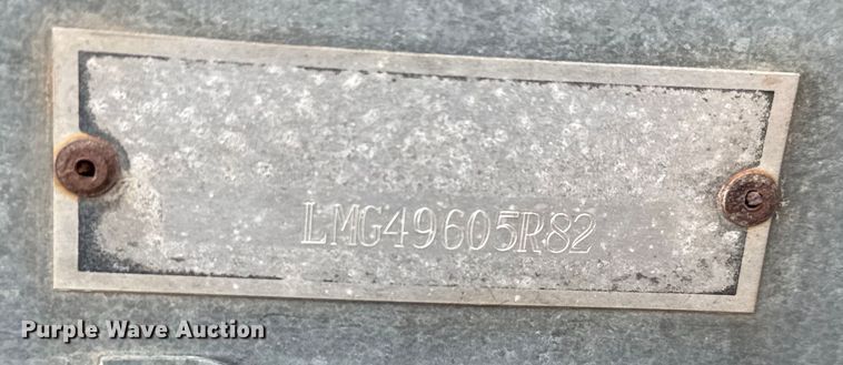 image for item NA9927 1984 Gleaner L3 combine