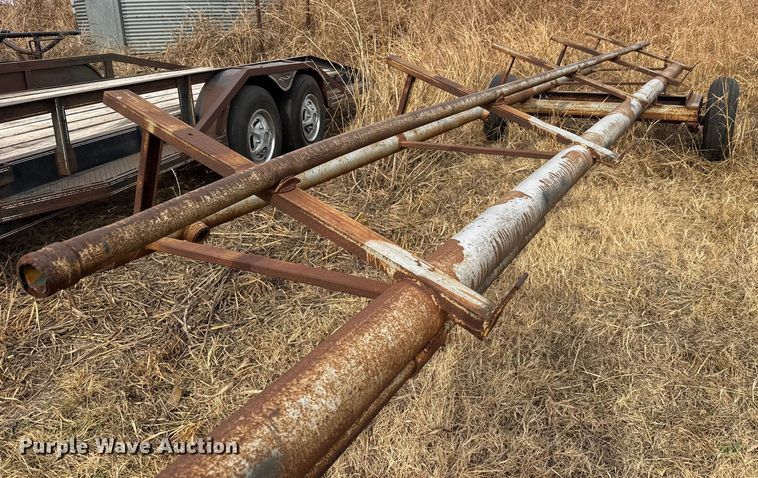 image for item NA9927 1984 Gleaner L3 combine