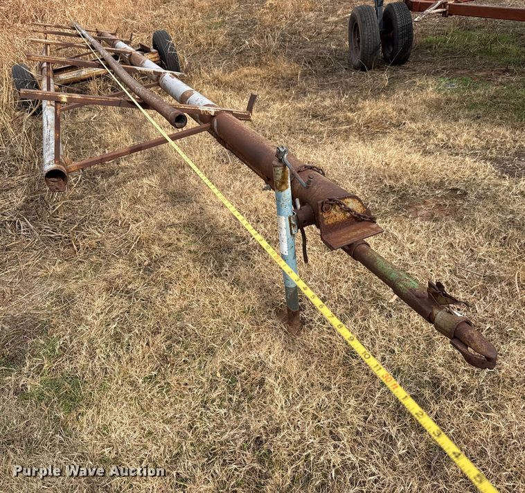 image for item NA9927 1984 Gleaner L3 combine