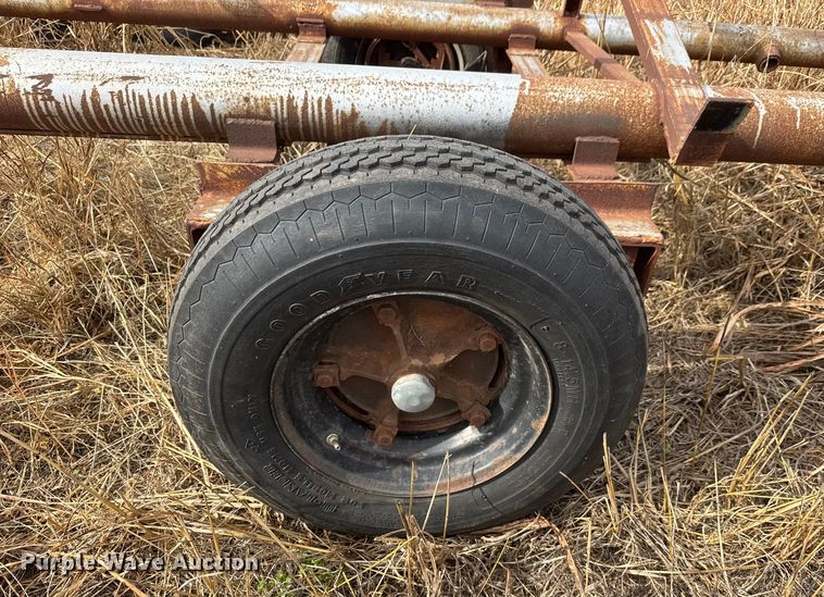 image for item NA9927 1984 Gleaner L3 combine
