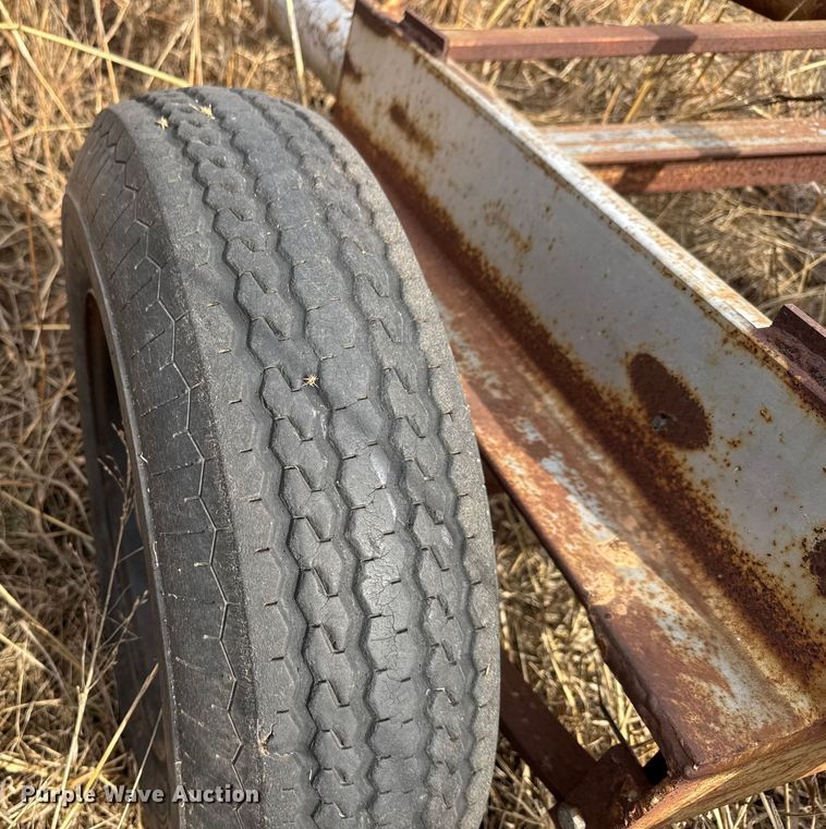 image for item NA9927 1984 Gleaner L3 combine