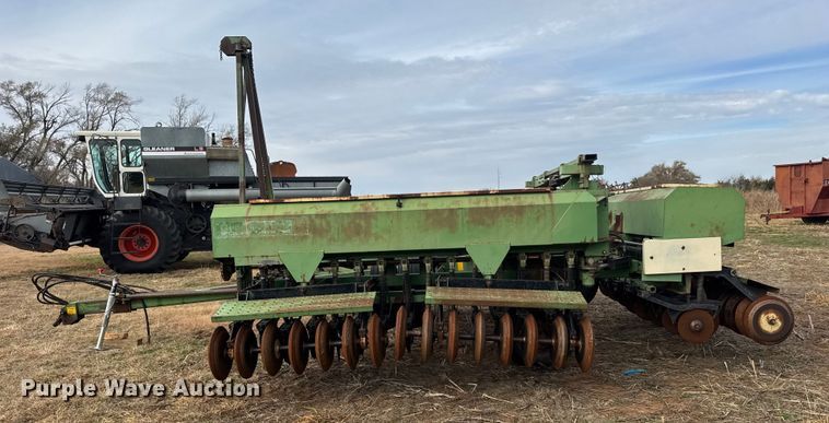 image for item NA9928 Great Plains Full Press 30 grain drill