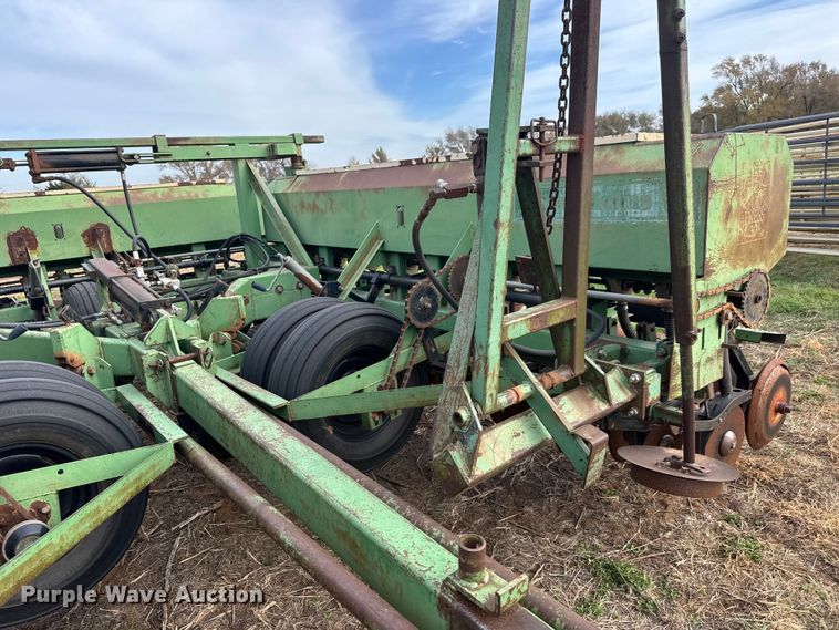 image for item NA9928 Great Plains Full Press 30 grain drill