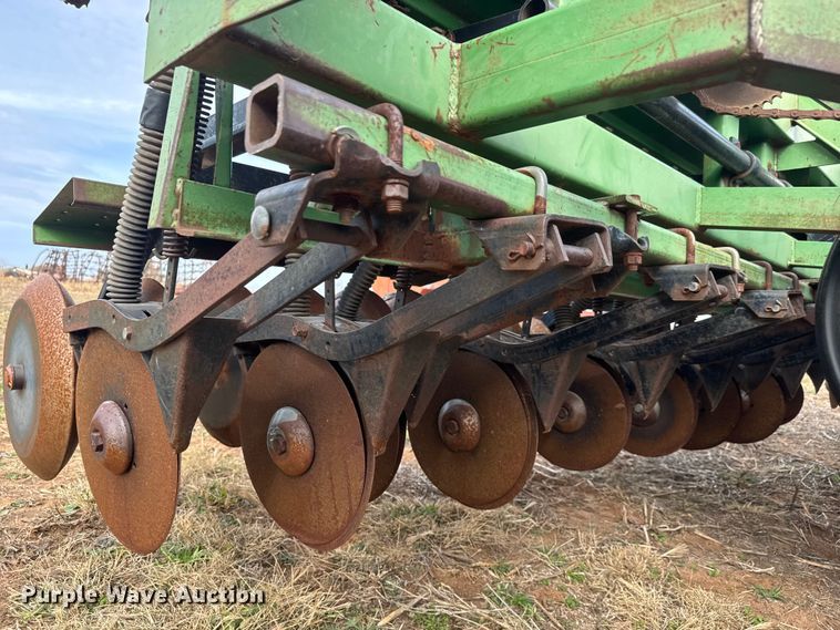 image for item NA9928 Great Plains Full Press 30 grain drill