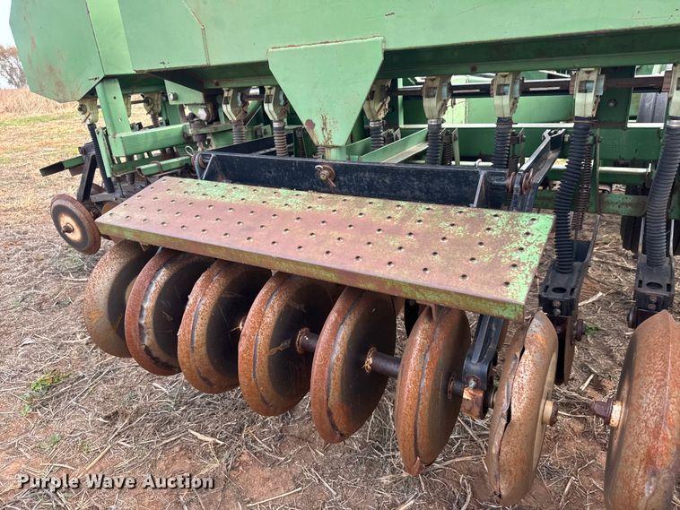 image for item NA9928 Great Plains Full Press 30 grain drill