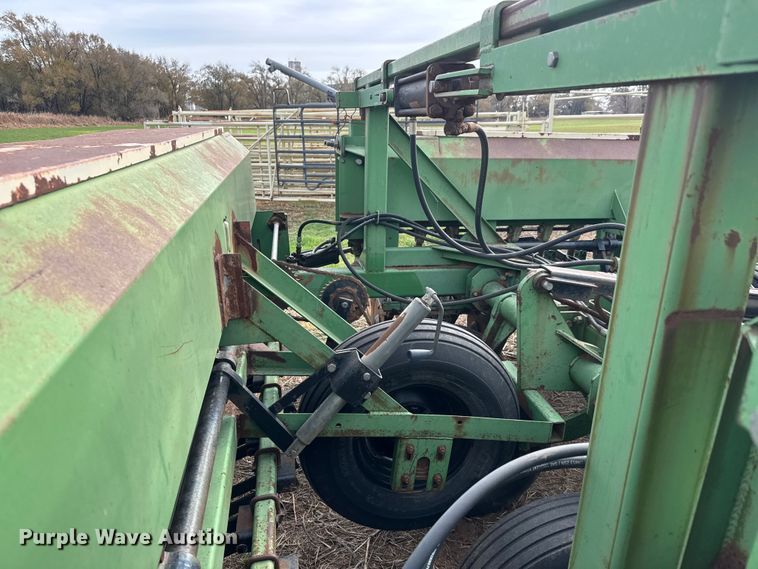 image for item NA9928 Great Plains Full Press 30 grain drill