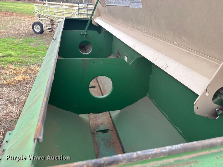 image for item NA9928 Great Plains Full Press 30 grain drill