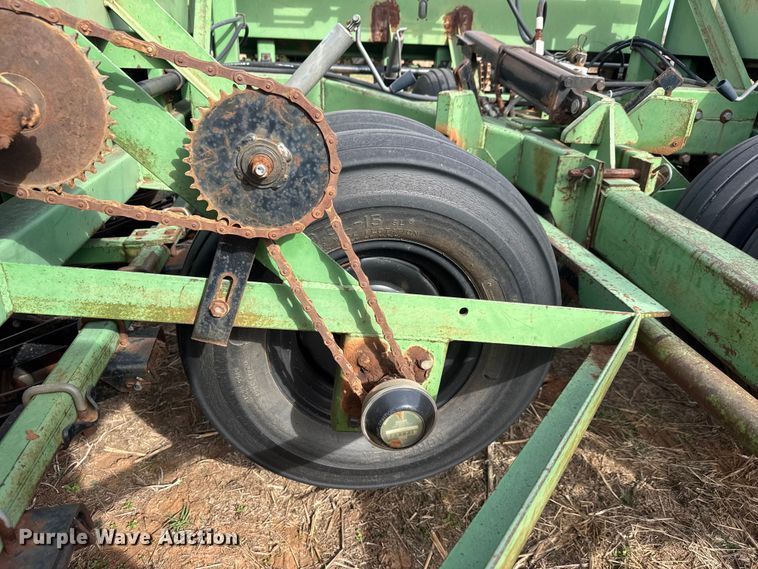 image for item NA9928 Great Plains Full Press 30 grain drill