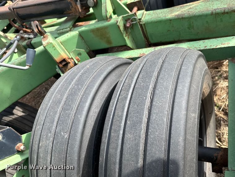 image for item NA9928 Great Plains Full Press 30 grain drill